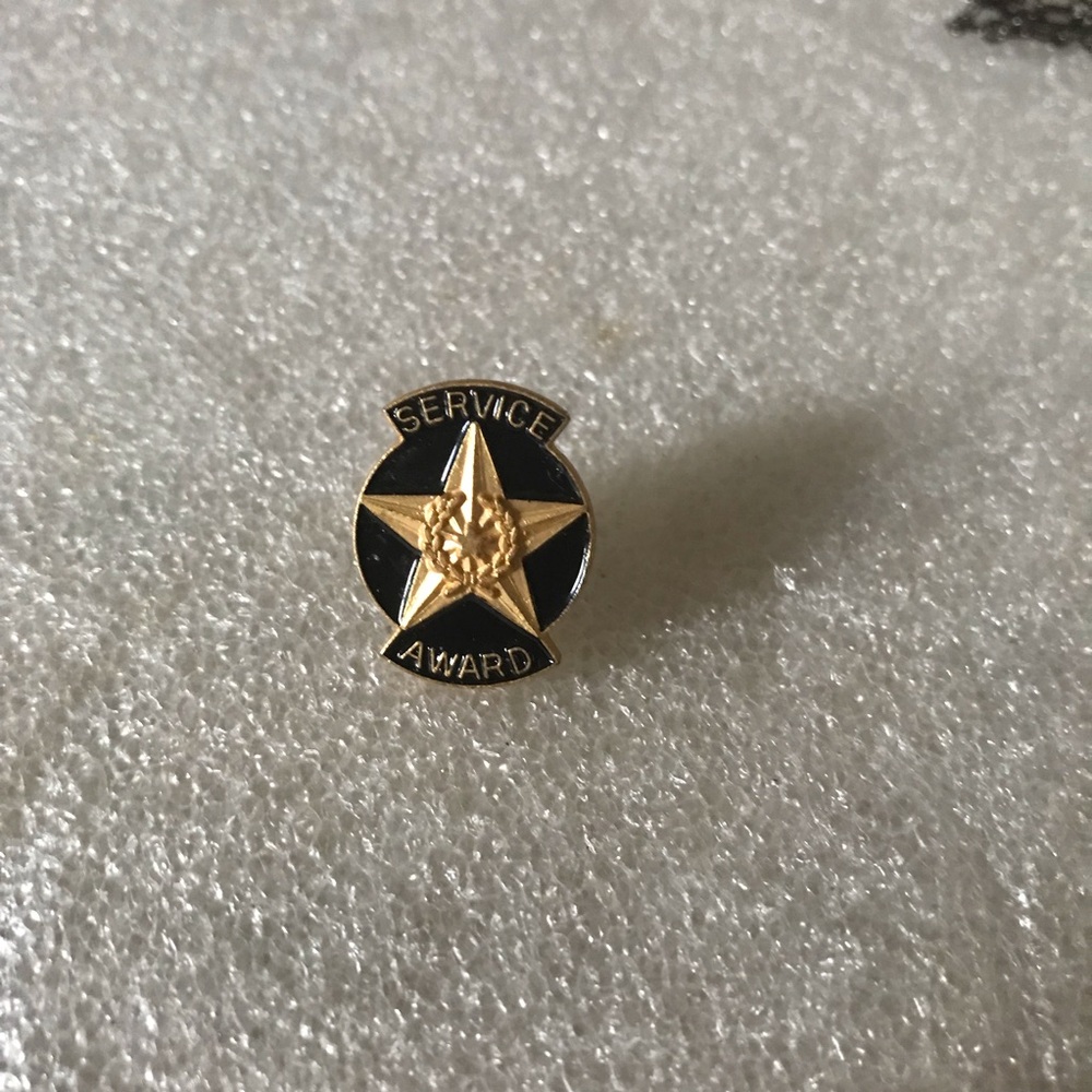 Service Award Star Pin in Black and Gold